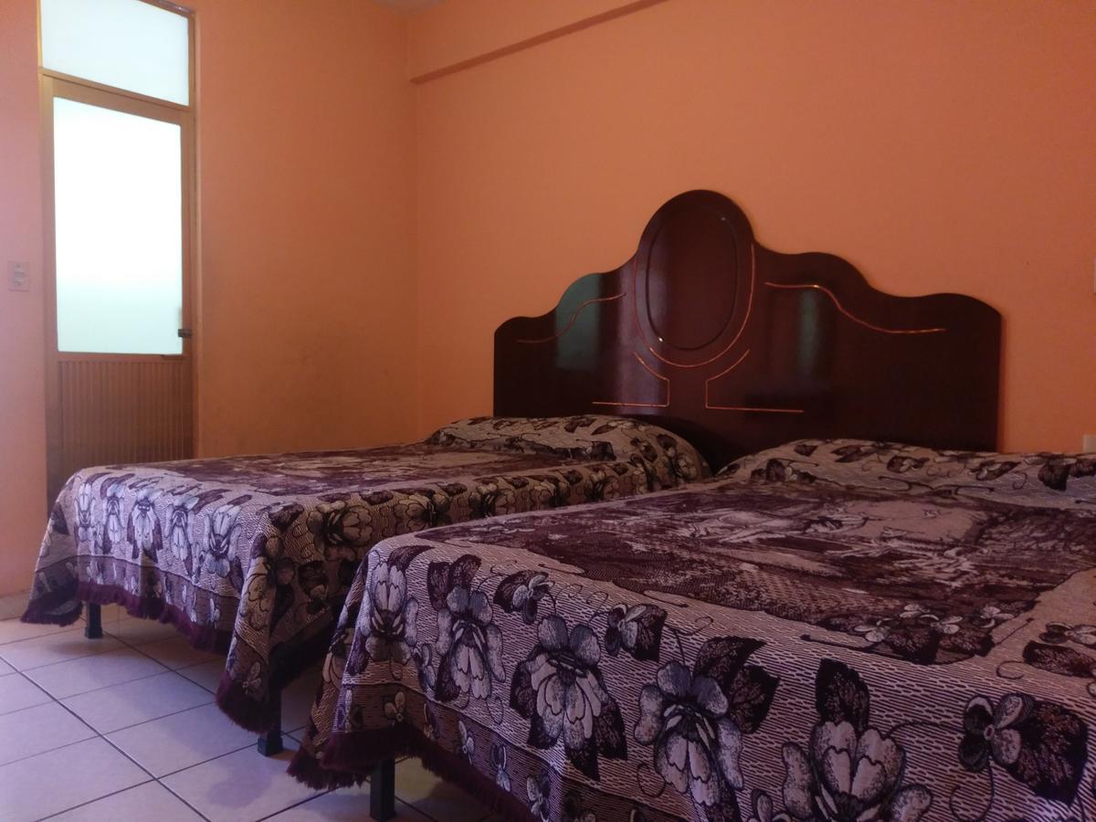 Hotel Cristal Nuevo San Juan Parangaricutiro 外观 照片